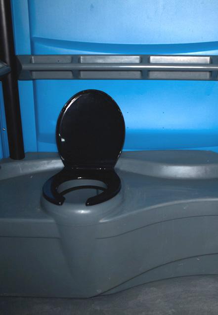 Туалетная кабина Liberty для инвалидов-колясочников_2